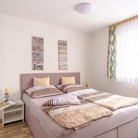 Ferienwohnung Agerblick 3 Zimmer Mit Kueche, 83M2 Lenzing Екстер'єр фото